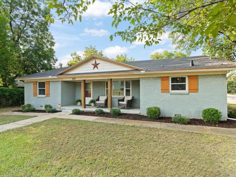 400 Sherman Street Tioga TX 76271
