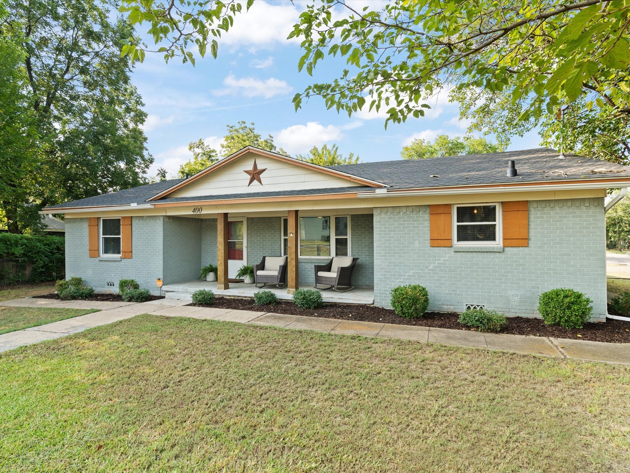 400 Sherman Street Tioga TX 76271