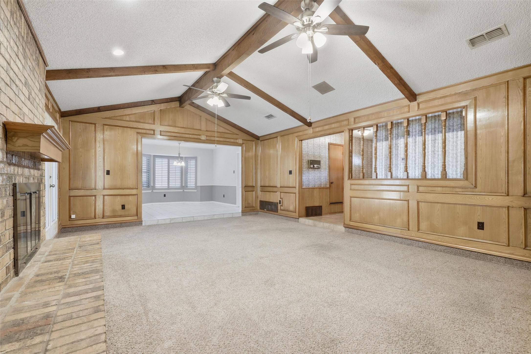 105 Alsbury Boulevard Burleson TX 76028
