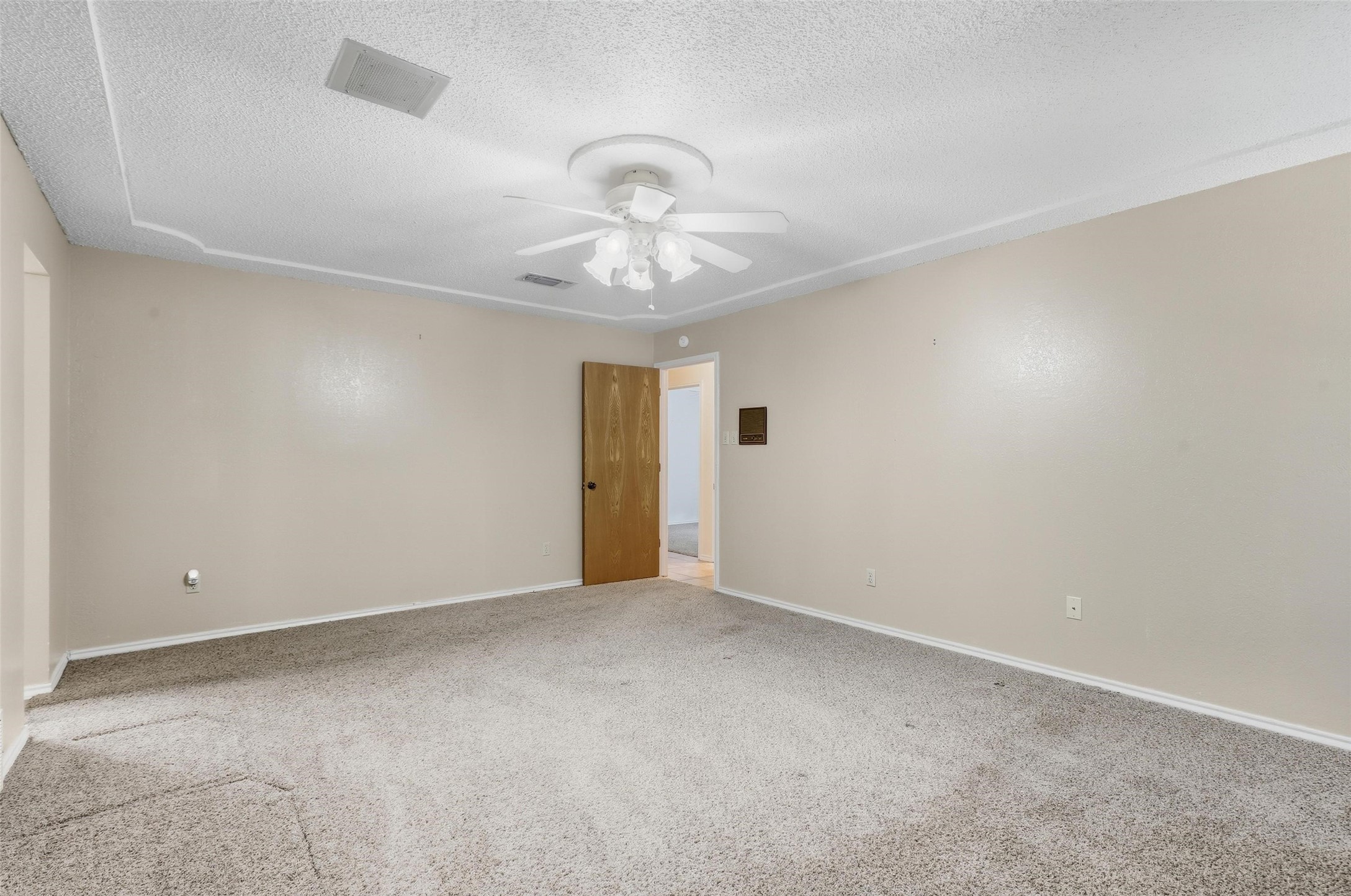 105 Alsbury Boulevard Burleson TX 76028