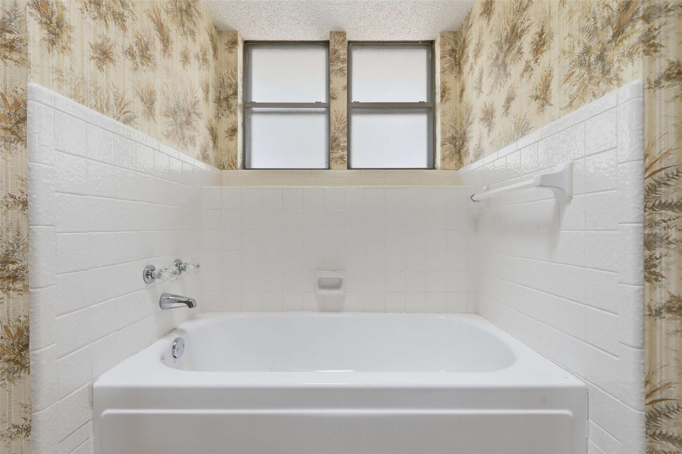 105 Alsbury Boulevard Burleson TX 76028