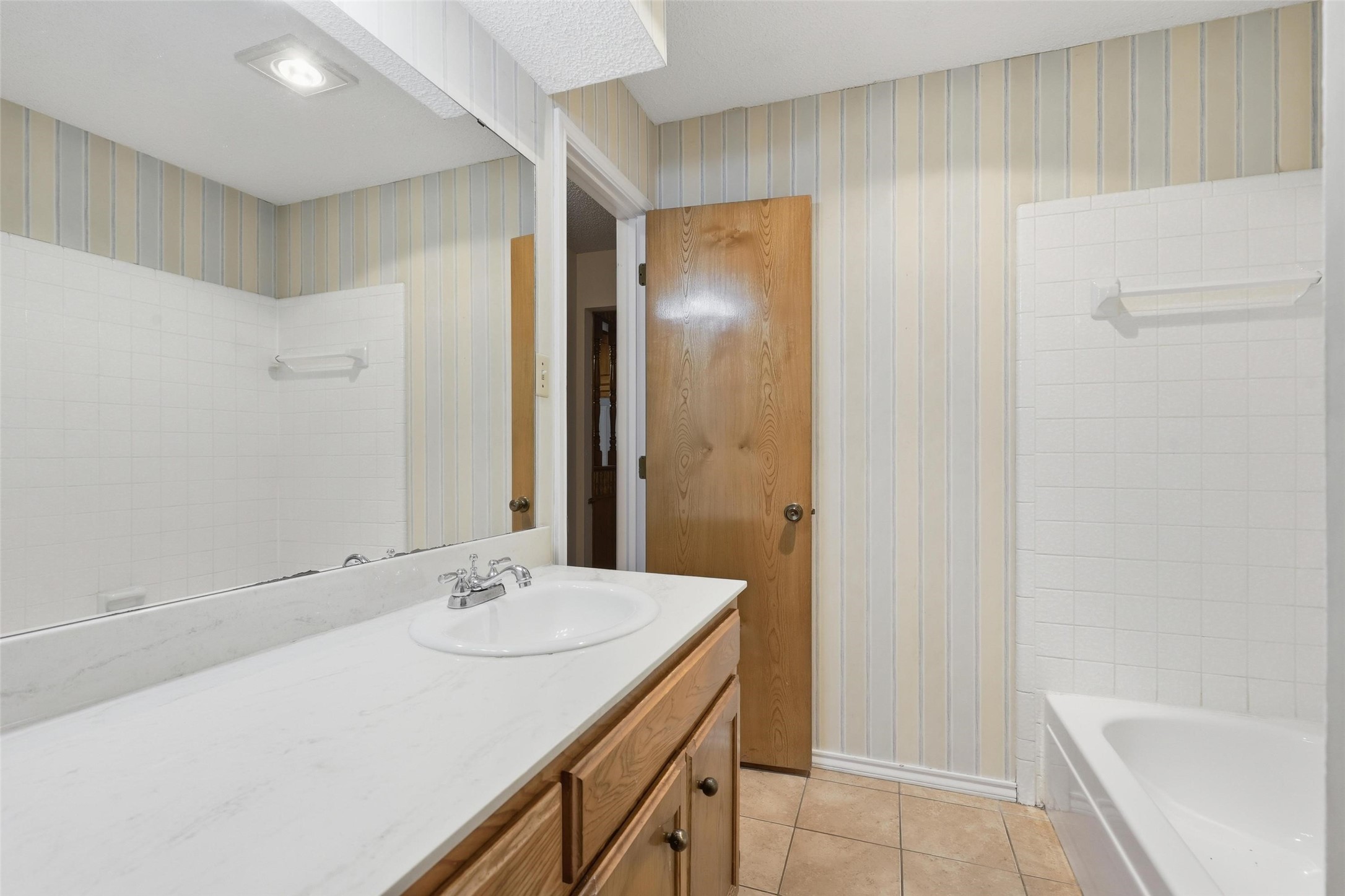 105 Alsbury Boulevard Burleson TX 76028