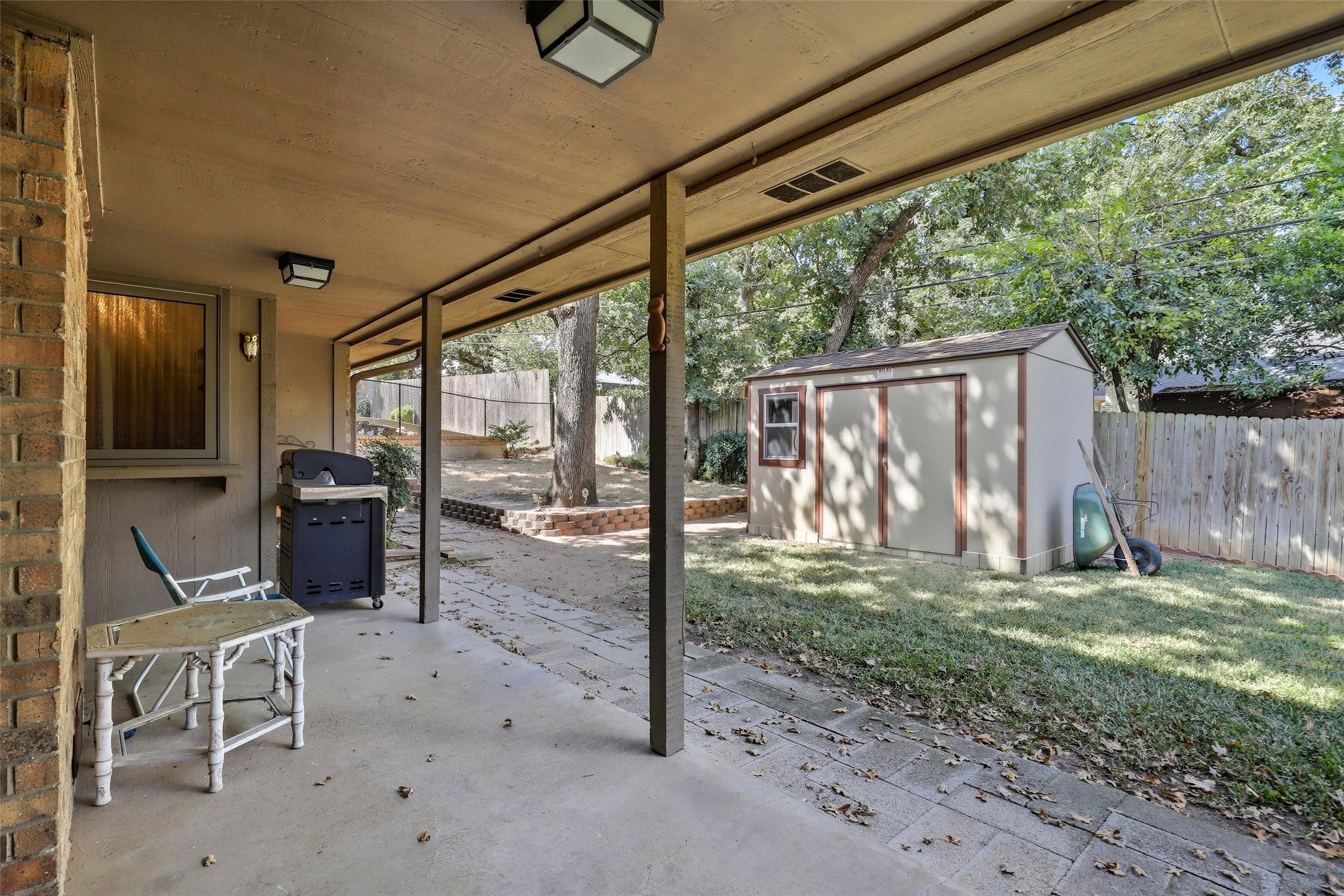 105 Alsbury Boulevard Burleson TX 76028