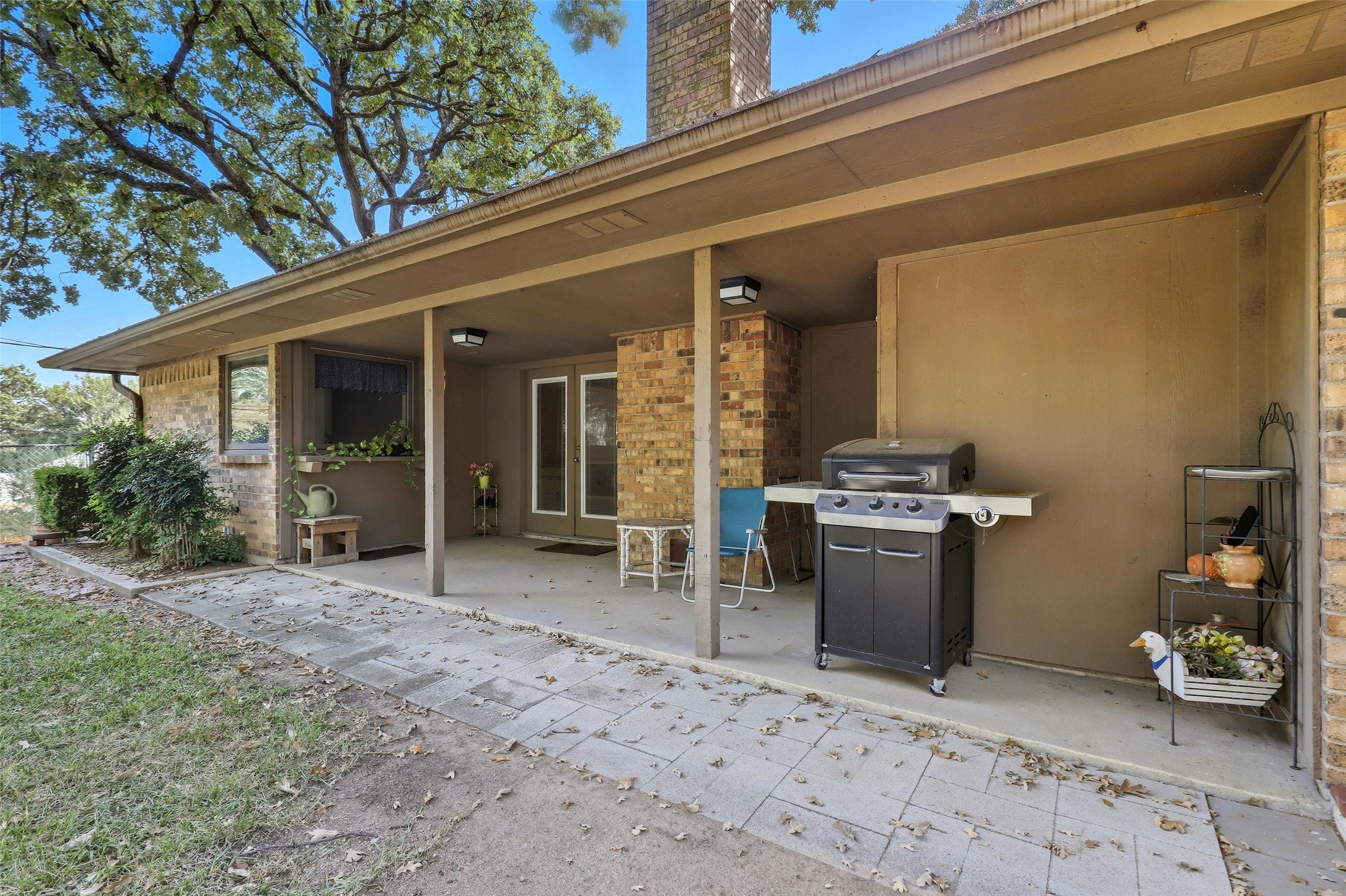 105 Alsbury Boulevard Burleson TX 76028