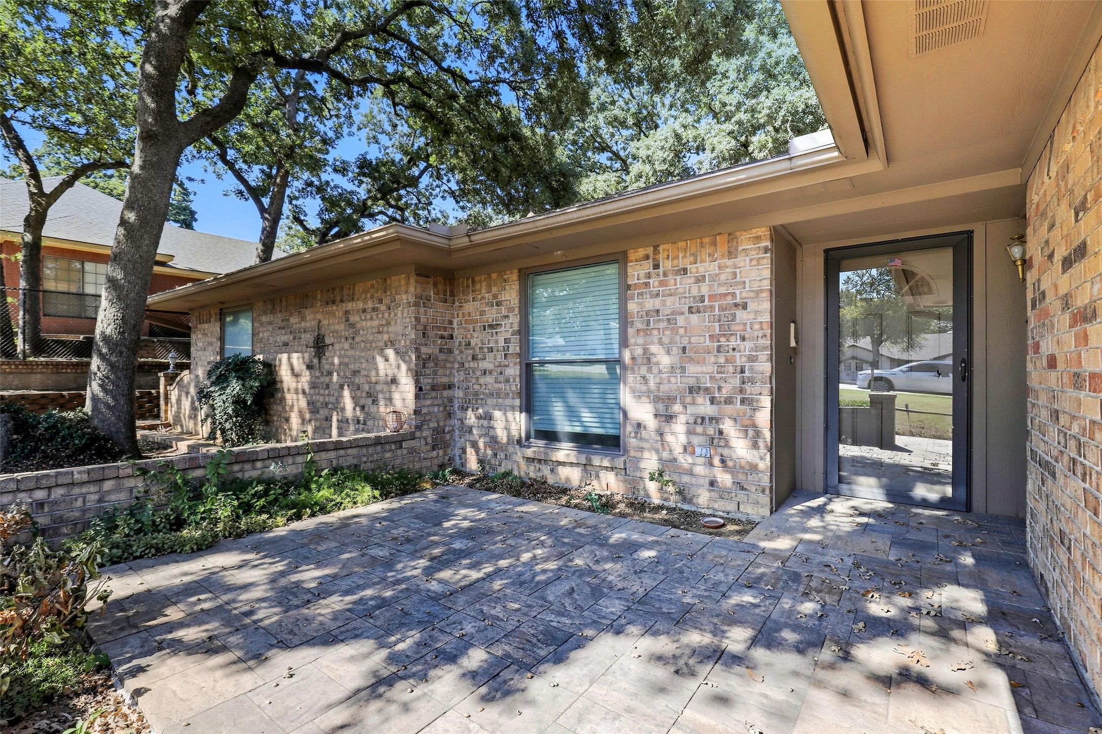 105 Alsbury Boulevard Burleson TX 76028