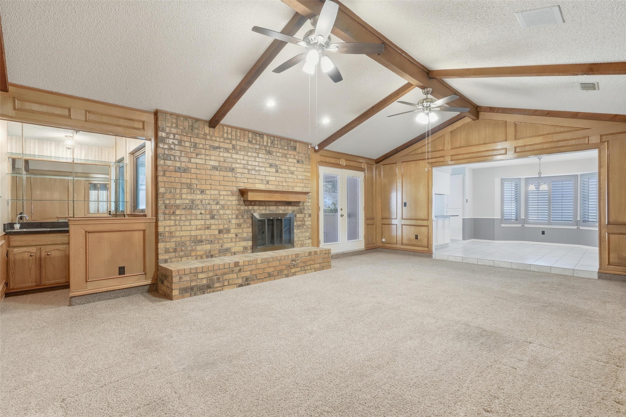 105 Alsbury Boulevard Burleson TX 76028