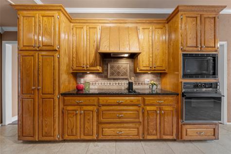 9406 Wildflower Drive Woodway TX 76712