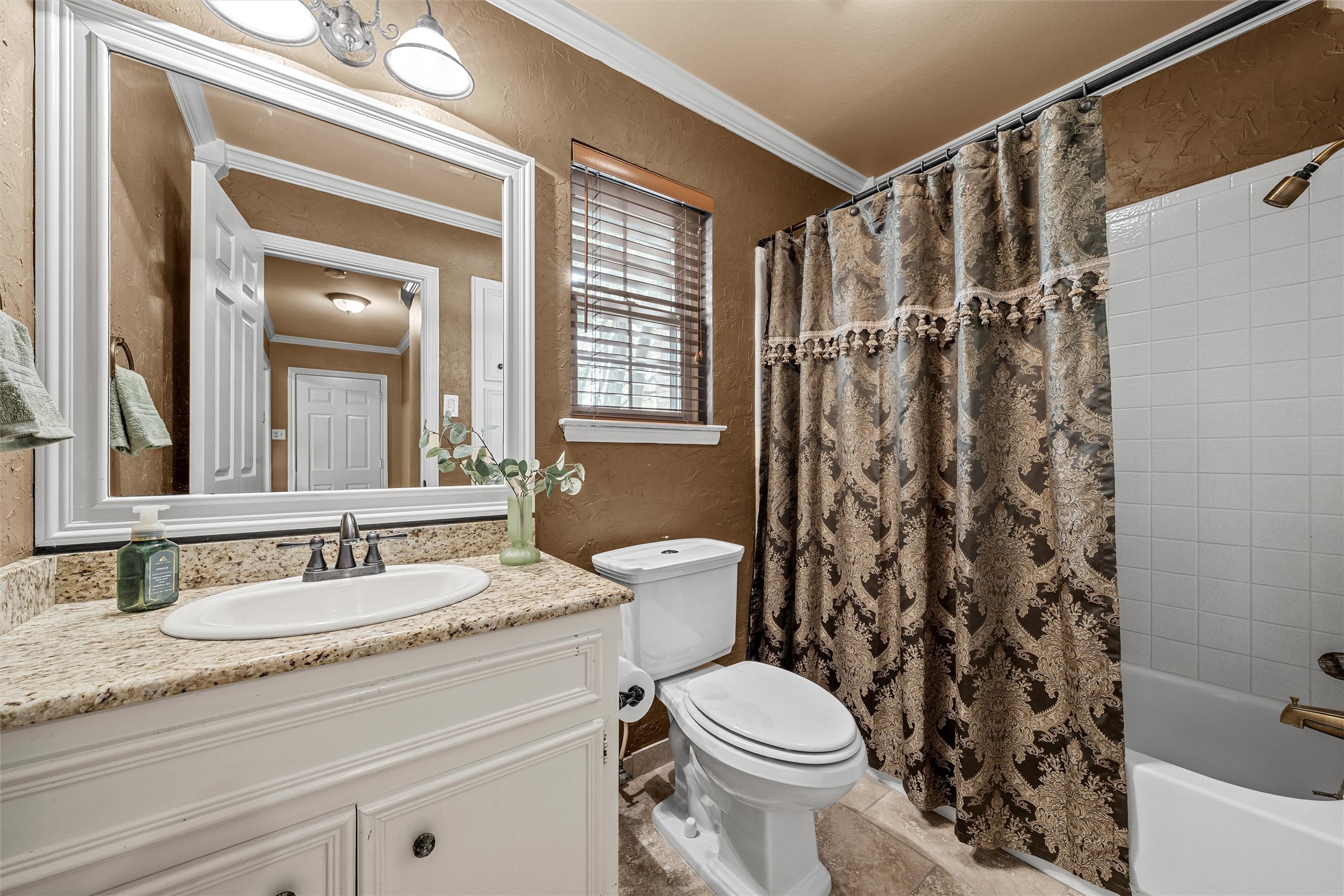 9406 Wildflower Drive Woodway TX 76712