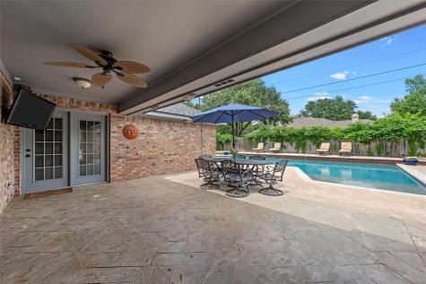 9406 Wildflower Drive Woodway TX 76712