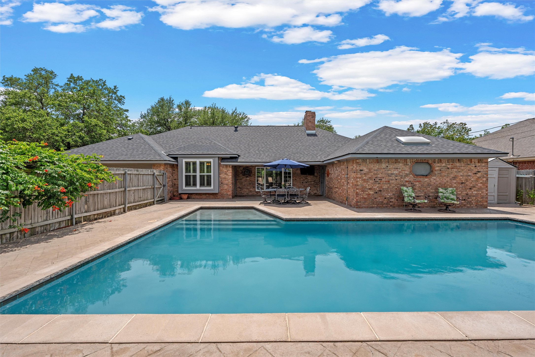 9406 Wildflower Drive Woodway TX 76712