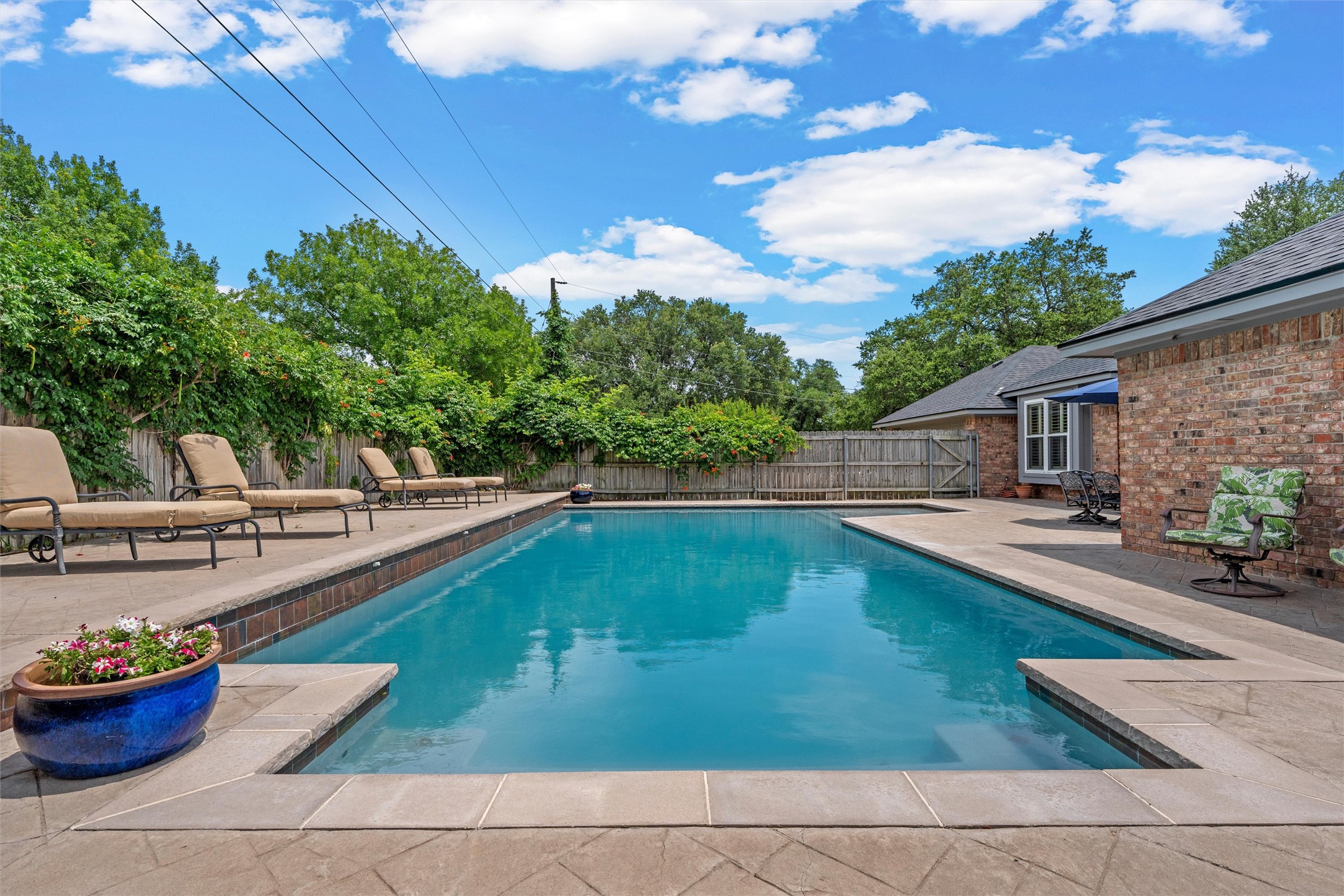 9406 Wildflower Drive Woodway TX 76712