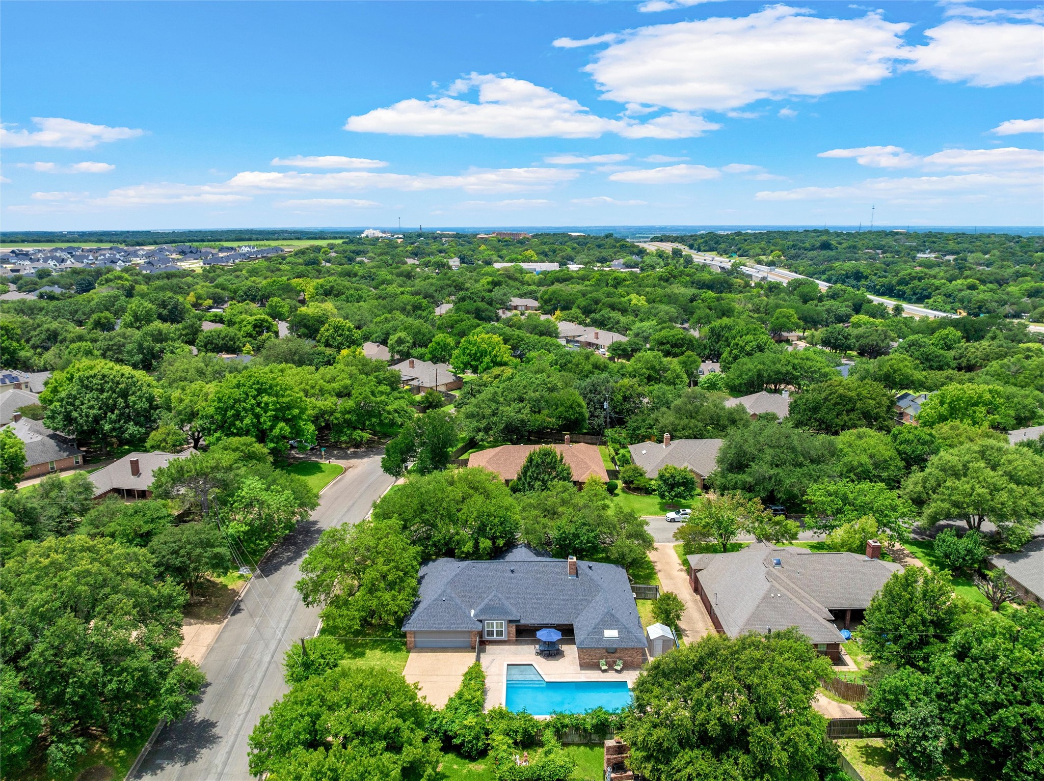9406 Wildflower Drive Woodway TX 76712