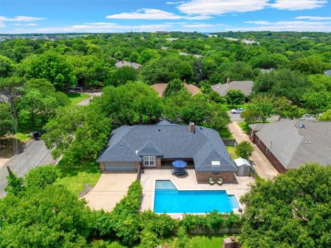 9406 Wildflower Drive Woodway TX 76712