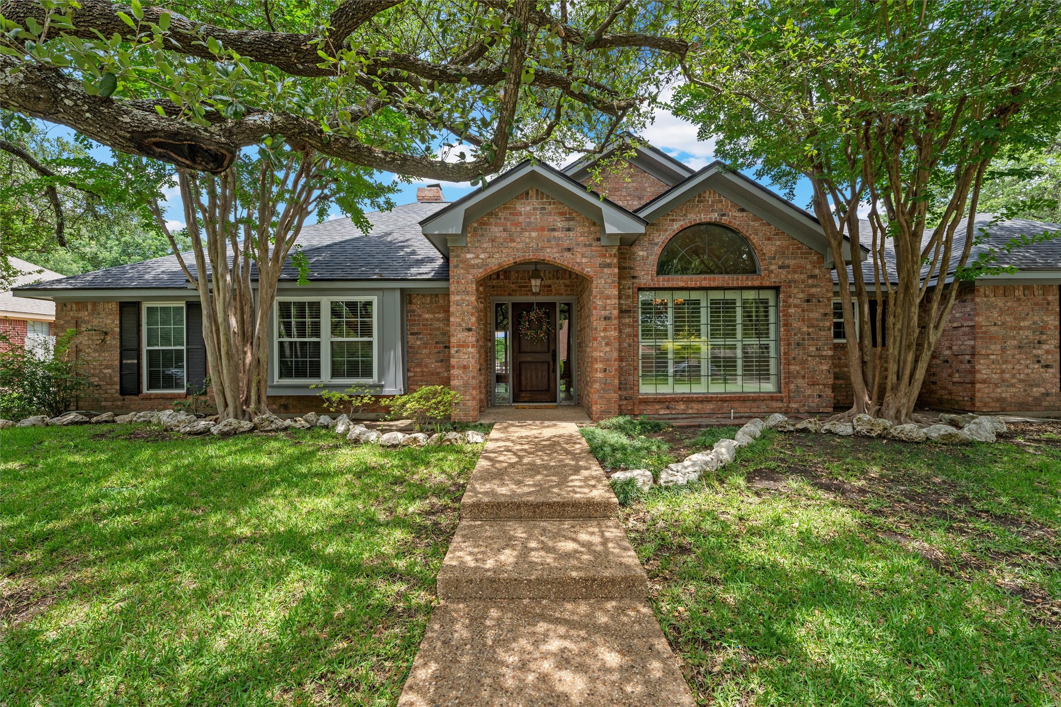 9406 Wildflower Drive Woodway TX 76712