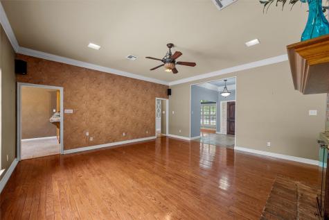 9406 Wildflower Drive Woodway TX 76712