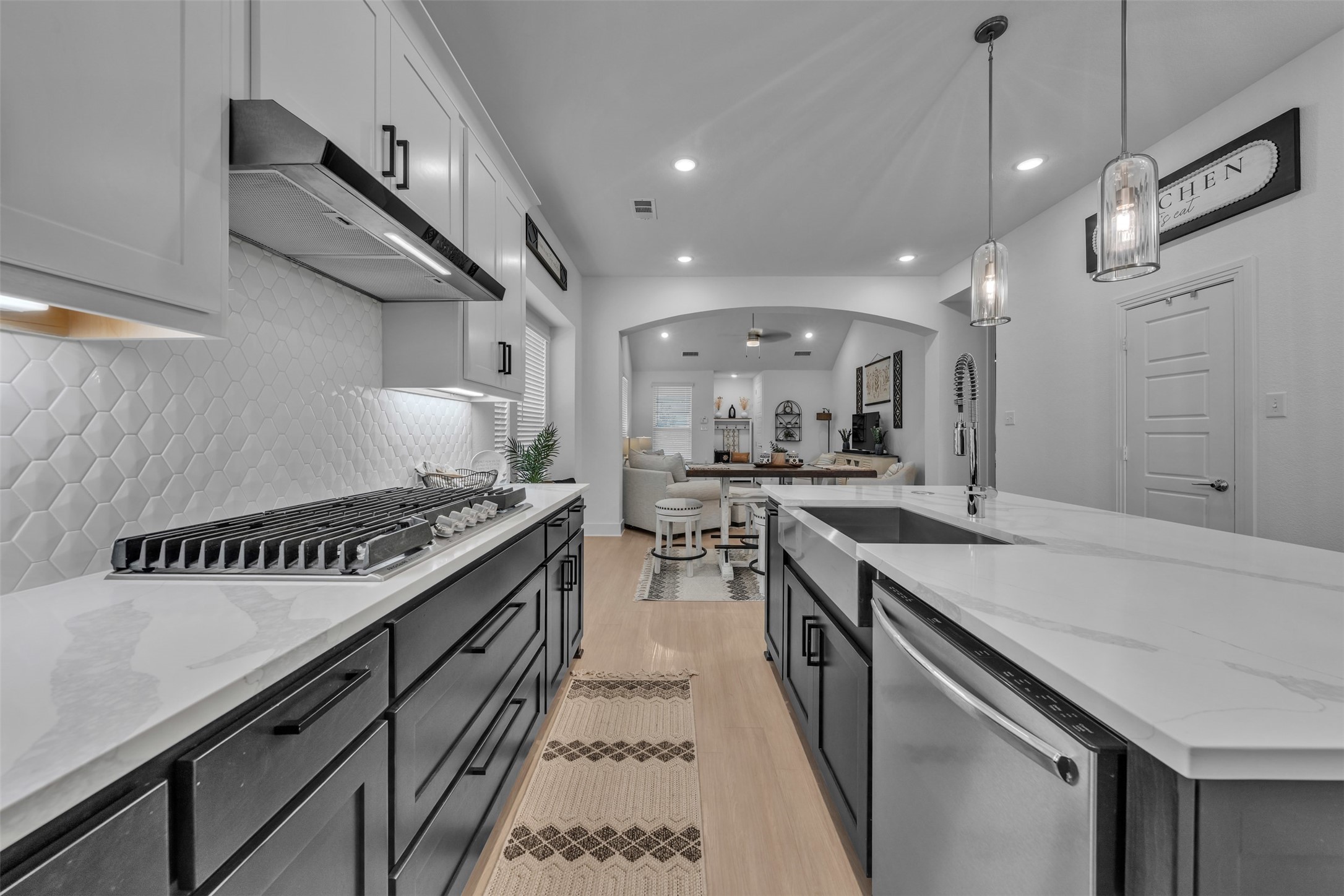 1016 Bolden Avenue Crowley TX 76036