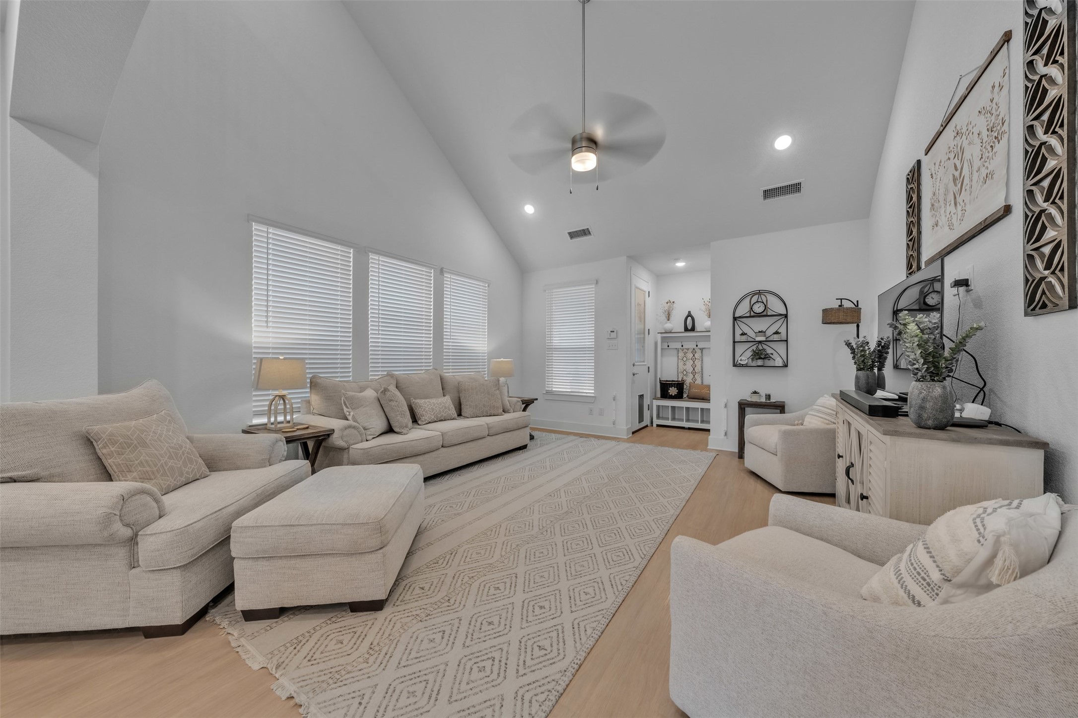 1016 Bolden Avenue Crowley TX 76036