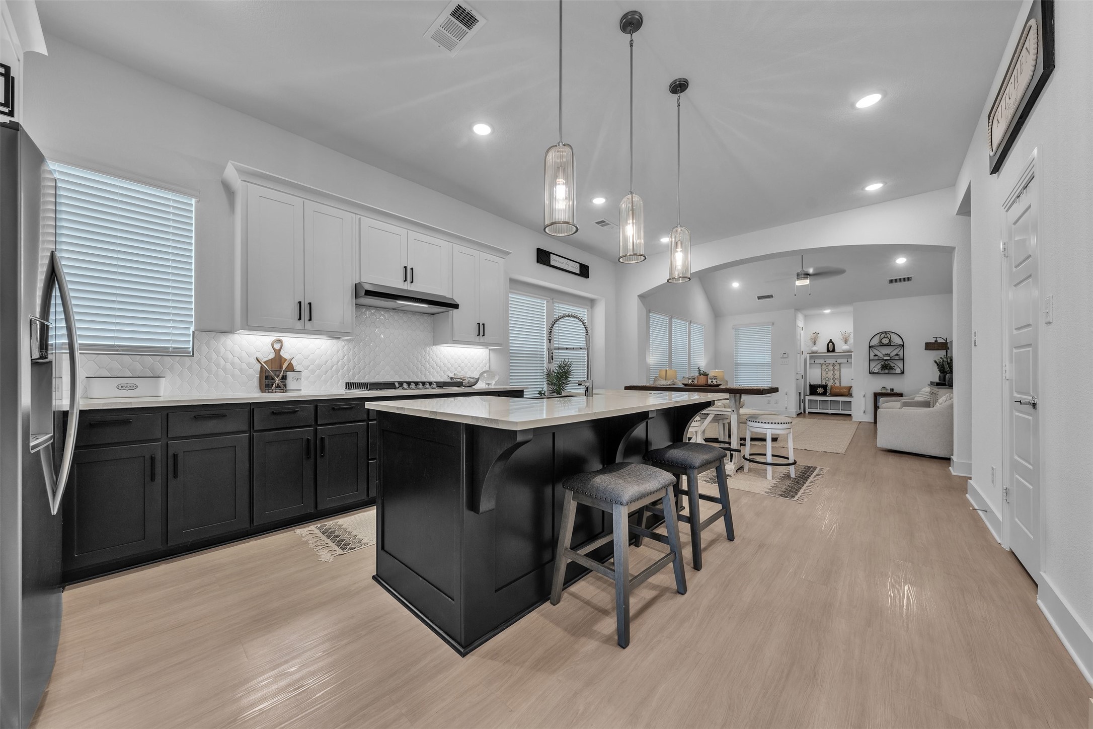 1016 Bolden Avenue Crowley TX 76036