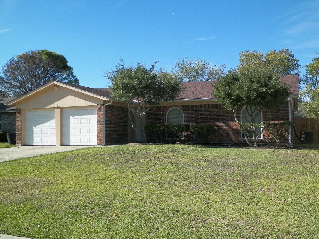 4505 Tiptop Street Haltom City TX 76117