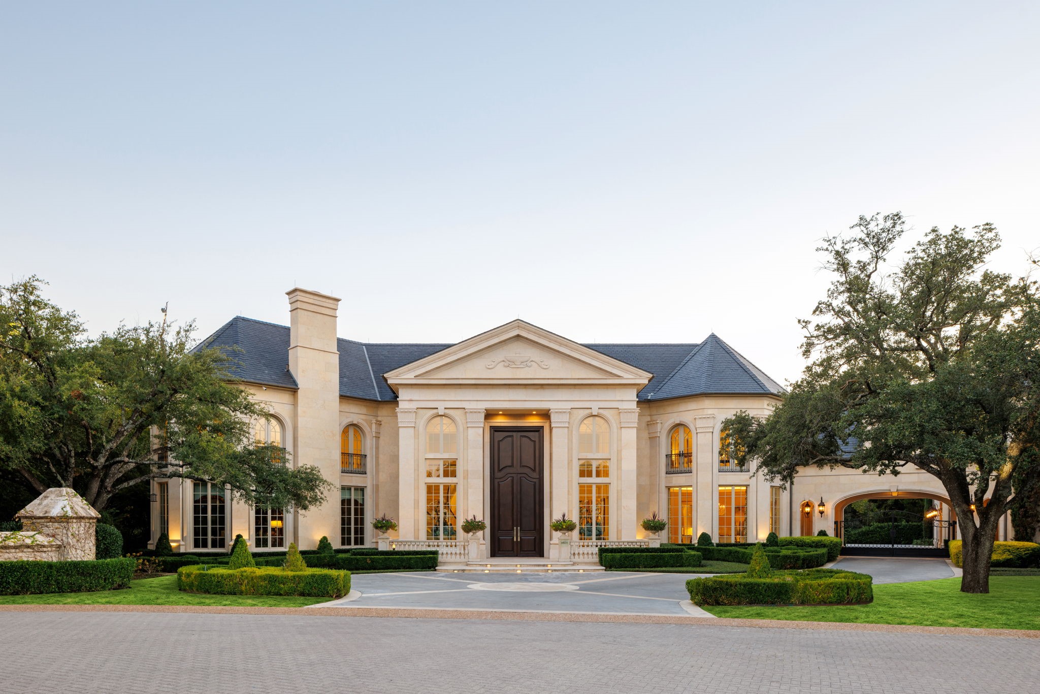10617 Bridge Hollow Court Dallas TX 75229