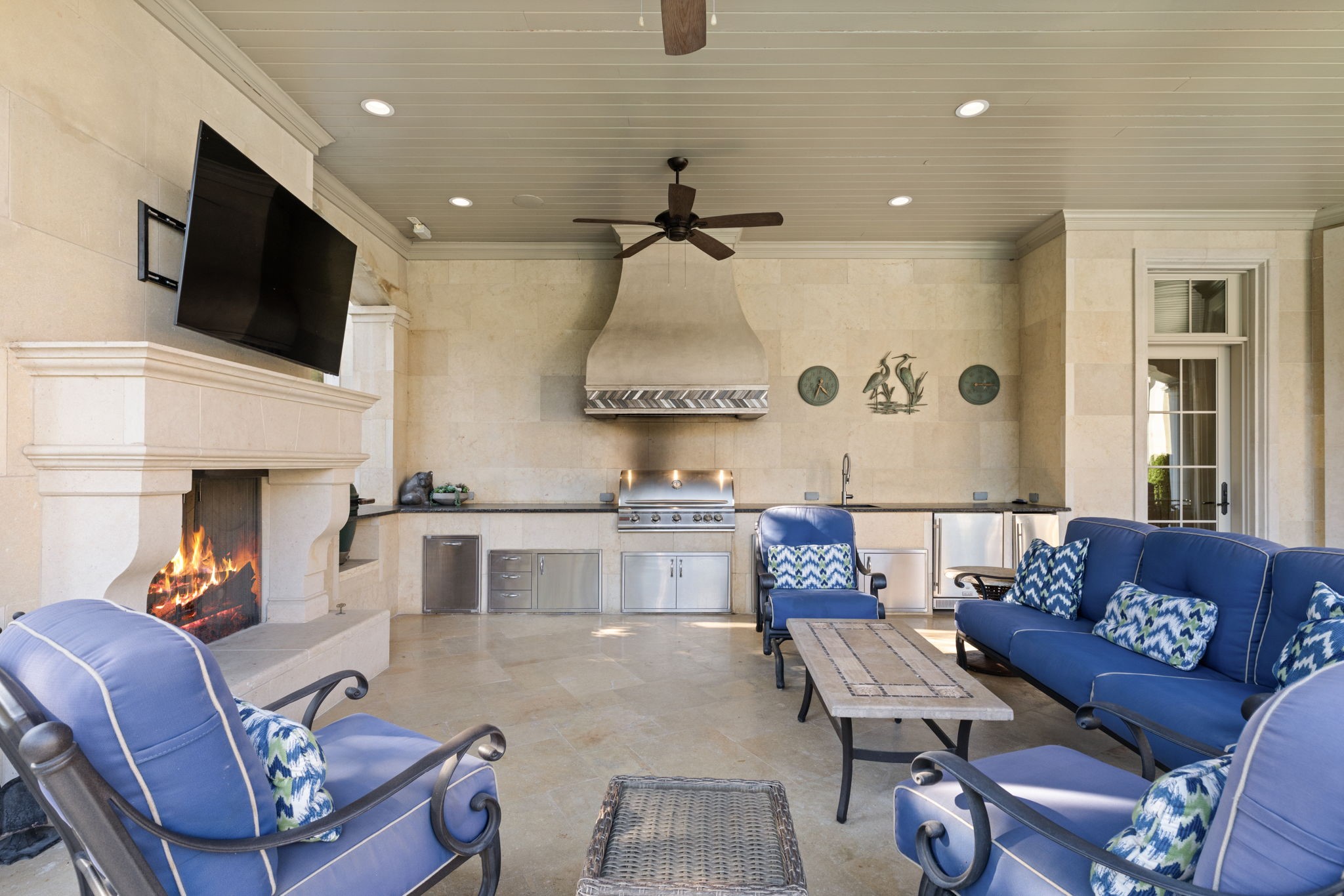 10617 Bridge Hollow Court Dallas TX 75229