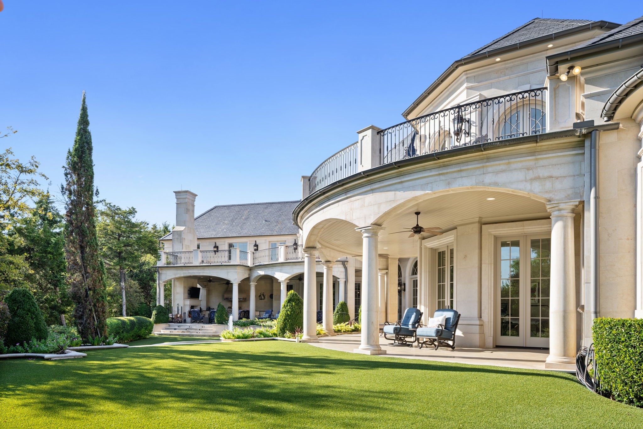 10617 Bridge Hollow Court Dallas TX 75229