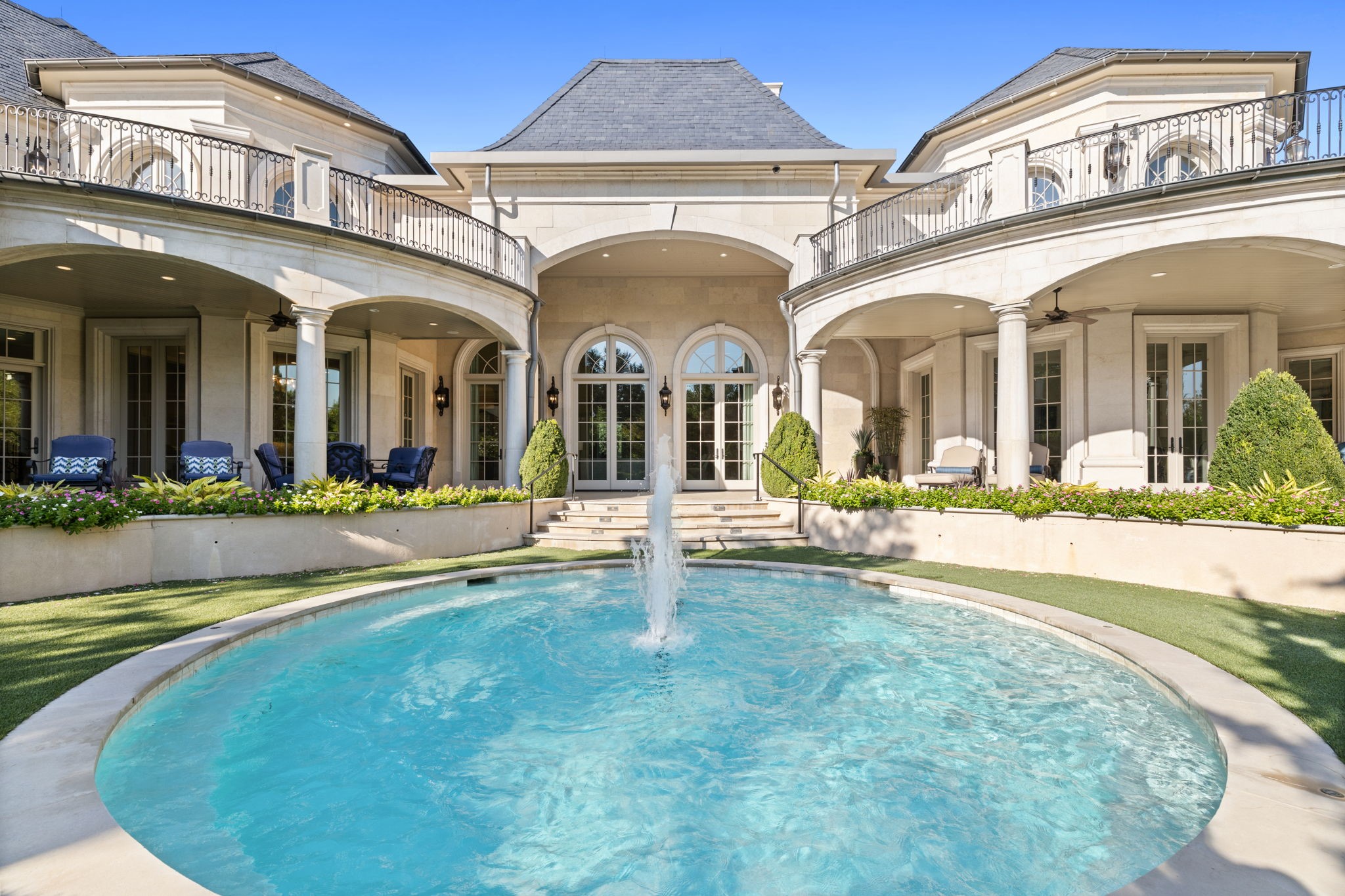 10617 Bridge Hollow Court Dallas TX 75229