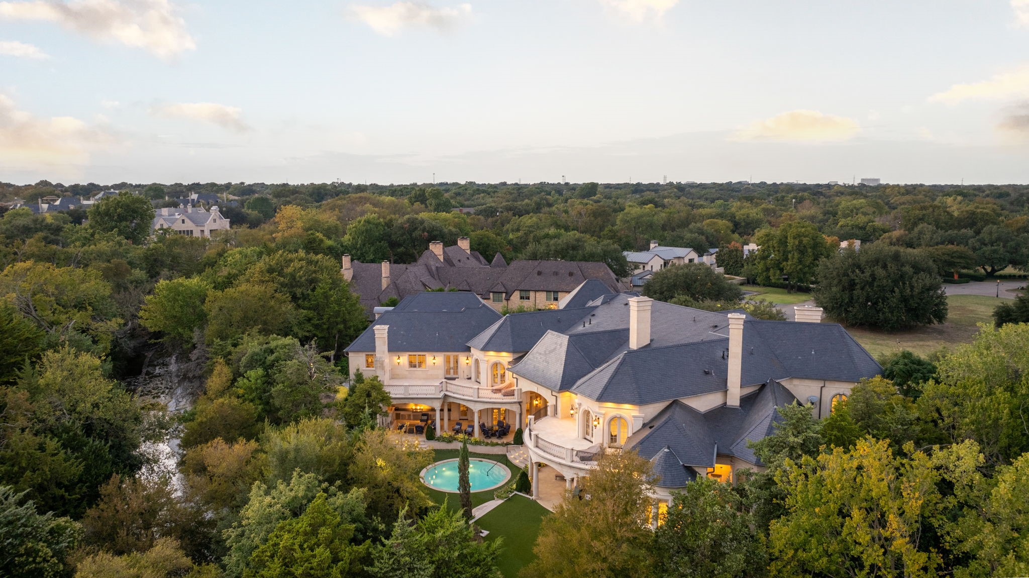 10617 Bridge Hollow Court Dallas TX 75229