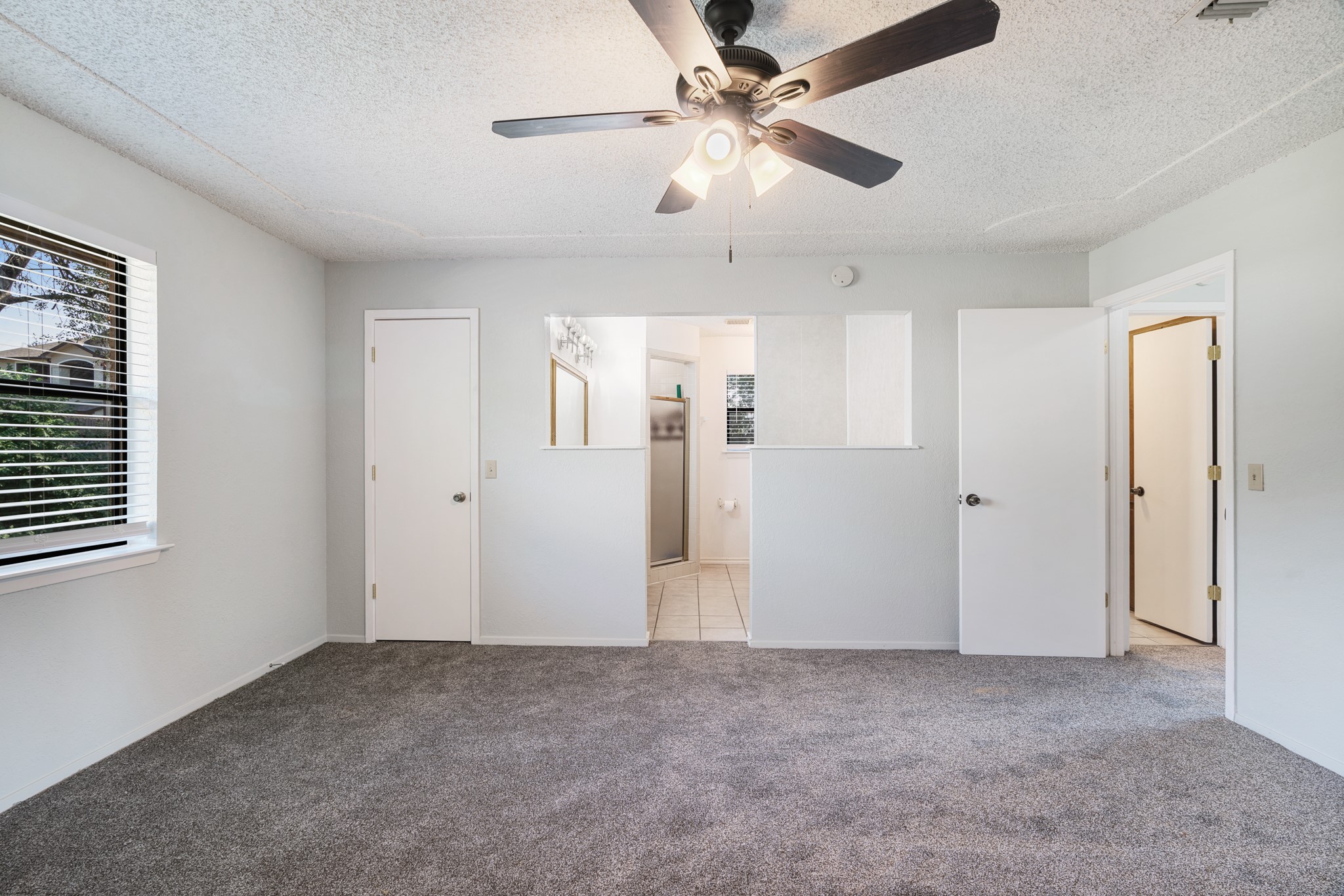 1050 35th Street NE Paris TX 75462