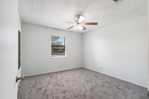 1050 35th Street NE Paris TX 75462