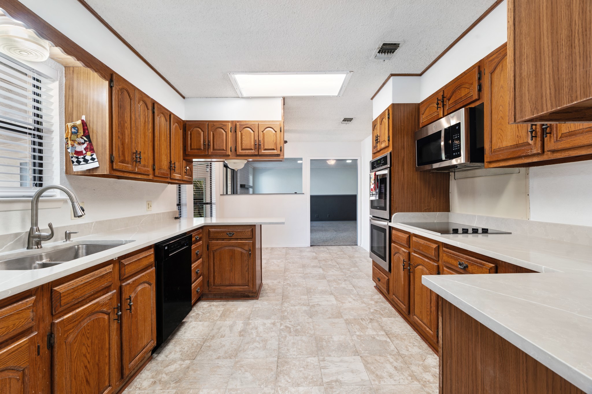 1050 35th Street NE Paris TX 75462
