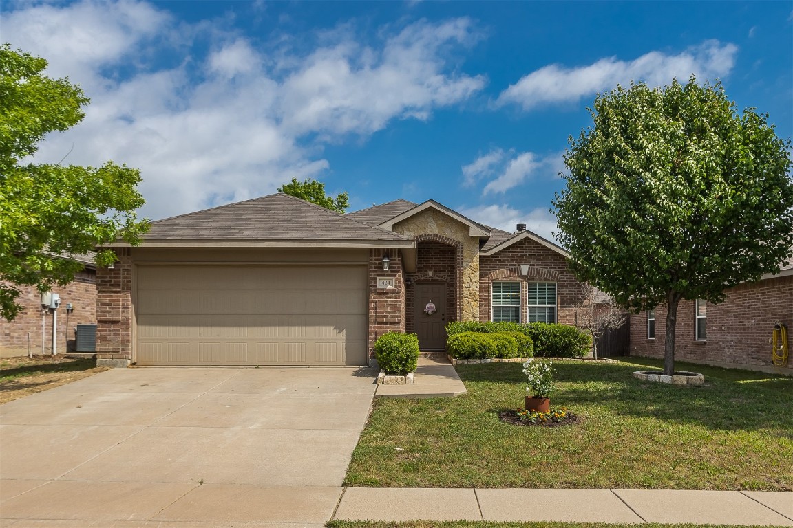 424 Marble Creek Drive Fort Worth TX 76131