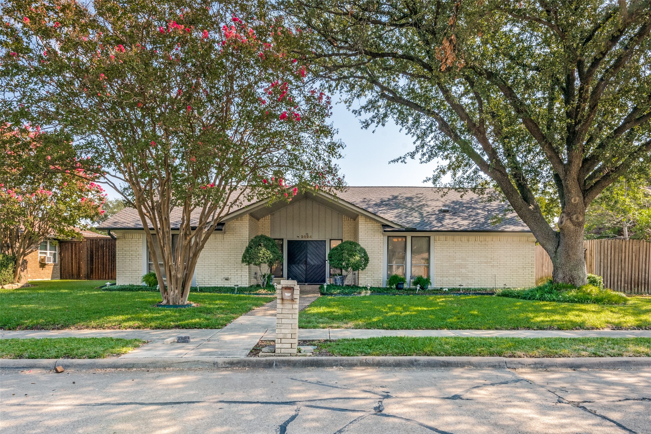 2824 Staffordshire Drive Carrollton TX 75007