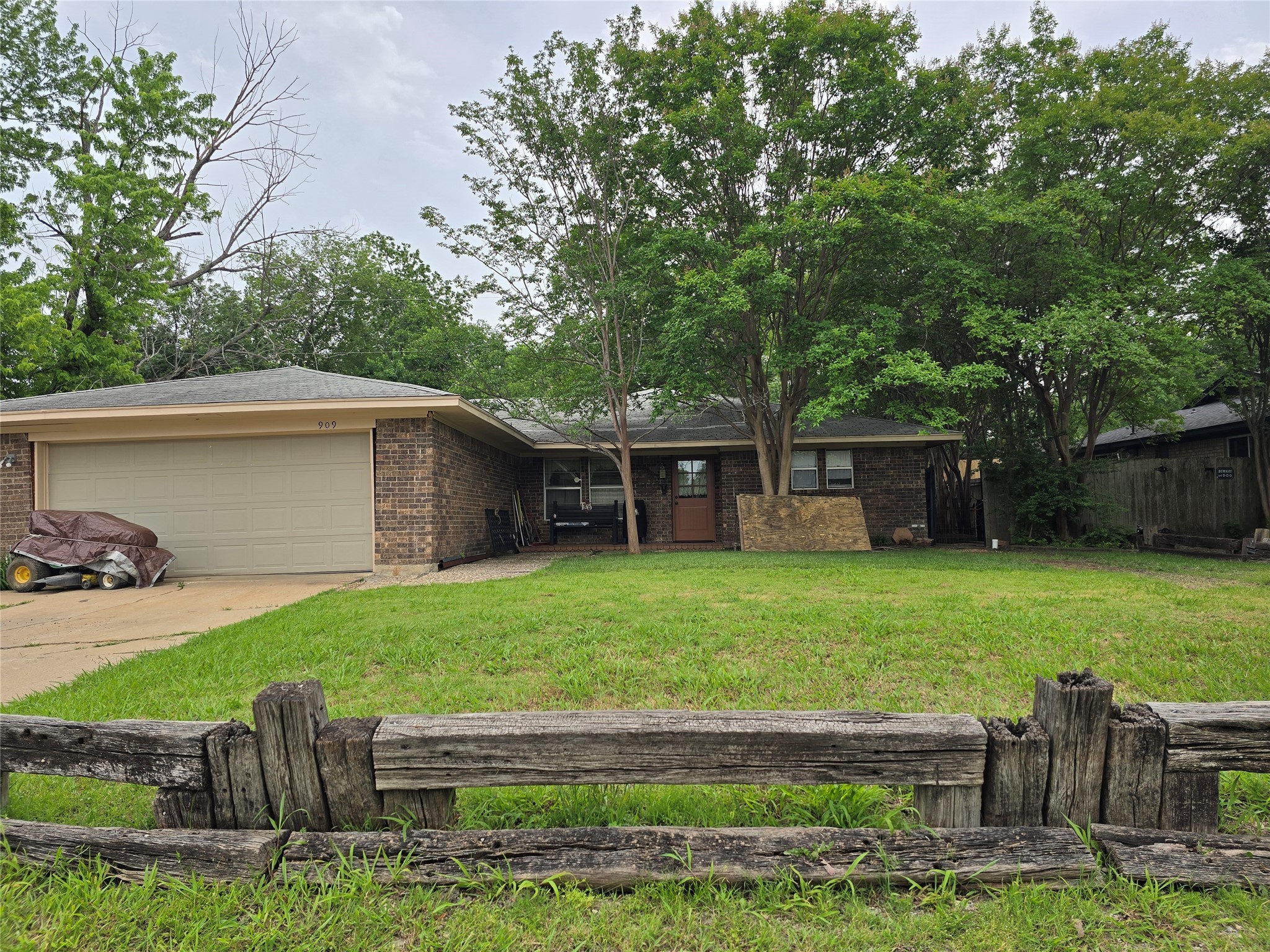 909 Mckinney Avenue Princeton TX 75407