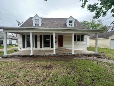 1116 Park Avenue Bonham TX 75418
