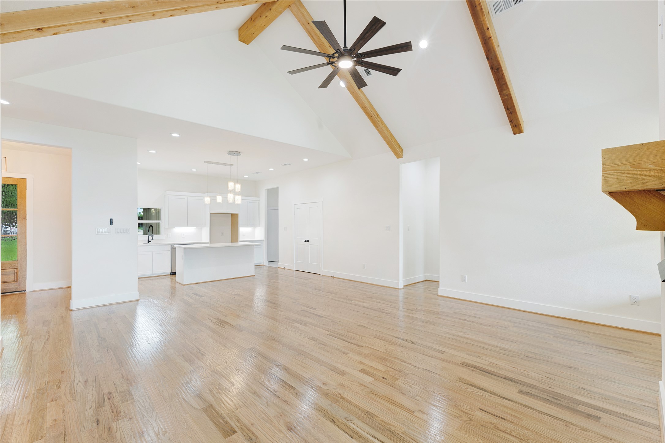 314 W Mistletoe Drive Kennedale TX 76060