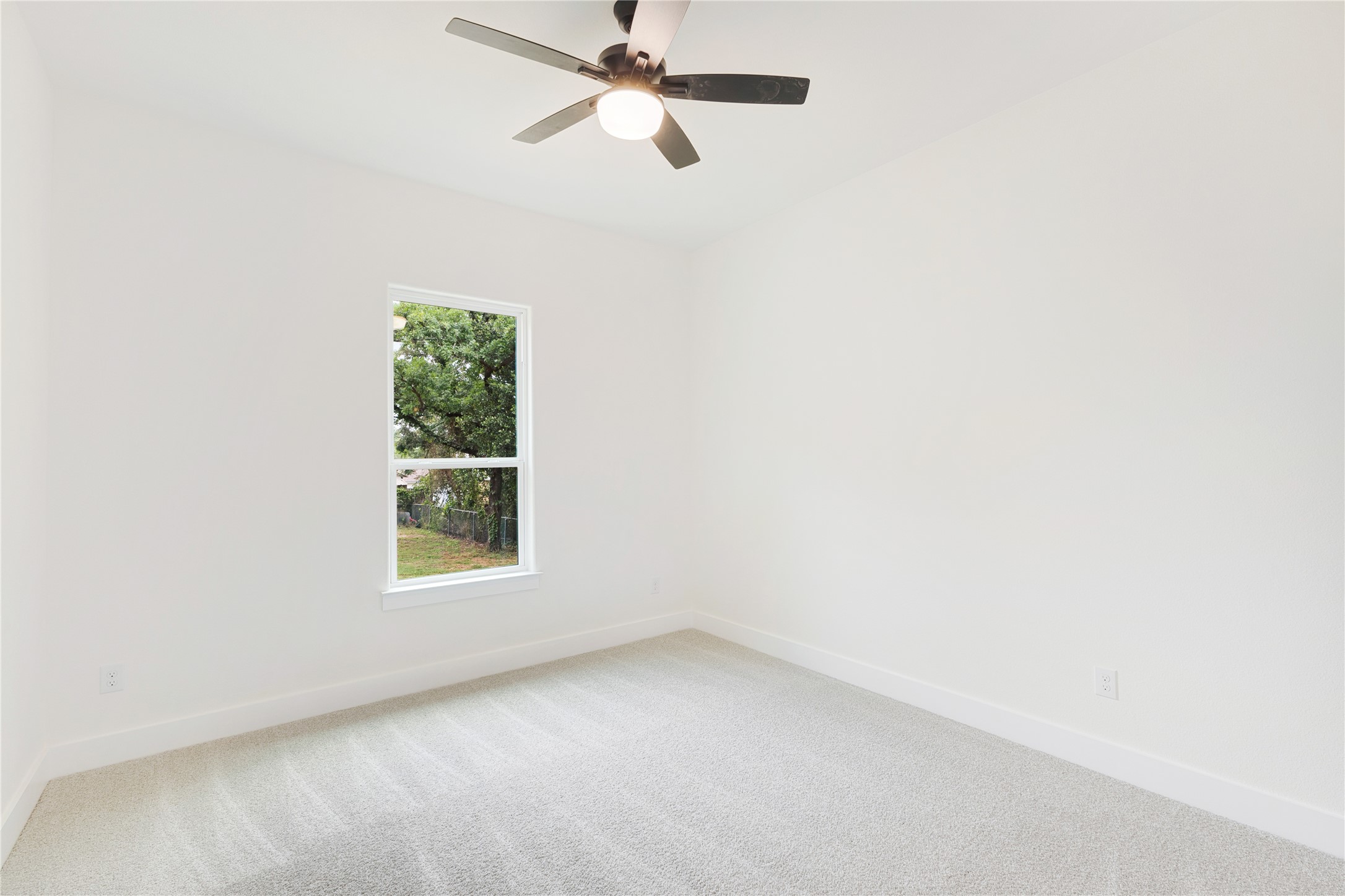314 W Mistletoe Drive Kennedale TX 76060