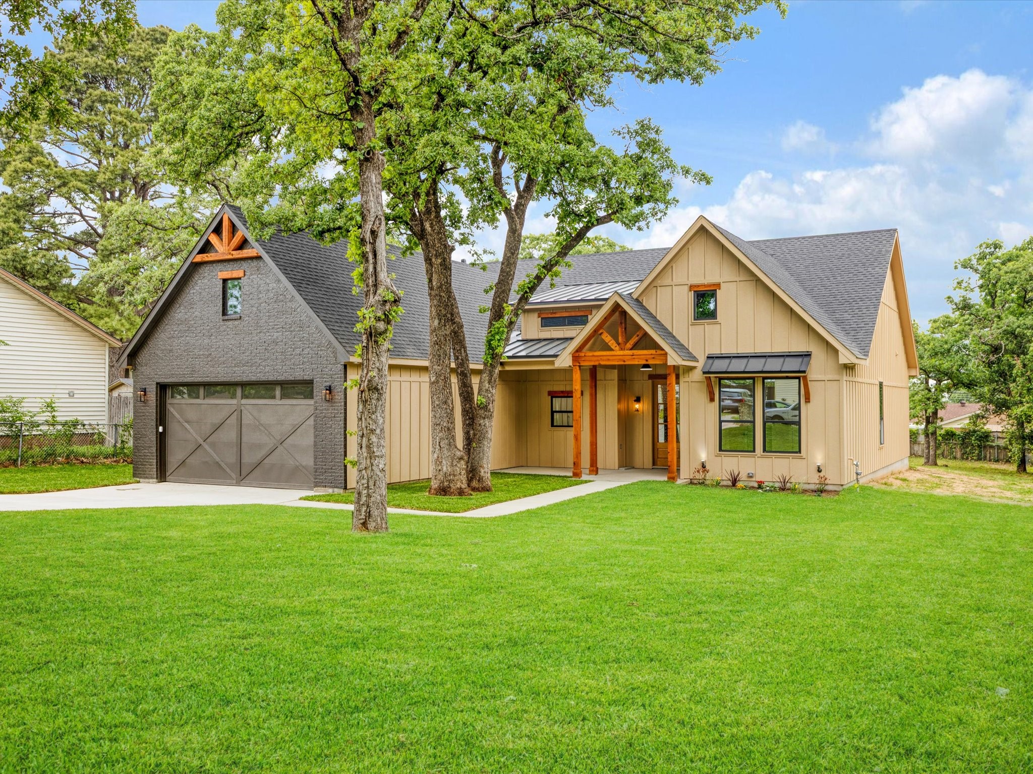 314 W Mistletoe Drive Kennedale TX 76060