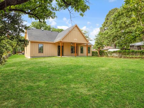 314 W Mistletoe Drive Kennedale TX 76060