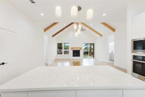 314 W Mistletoe Drive Kennedale TX 76060