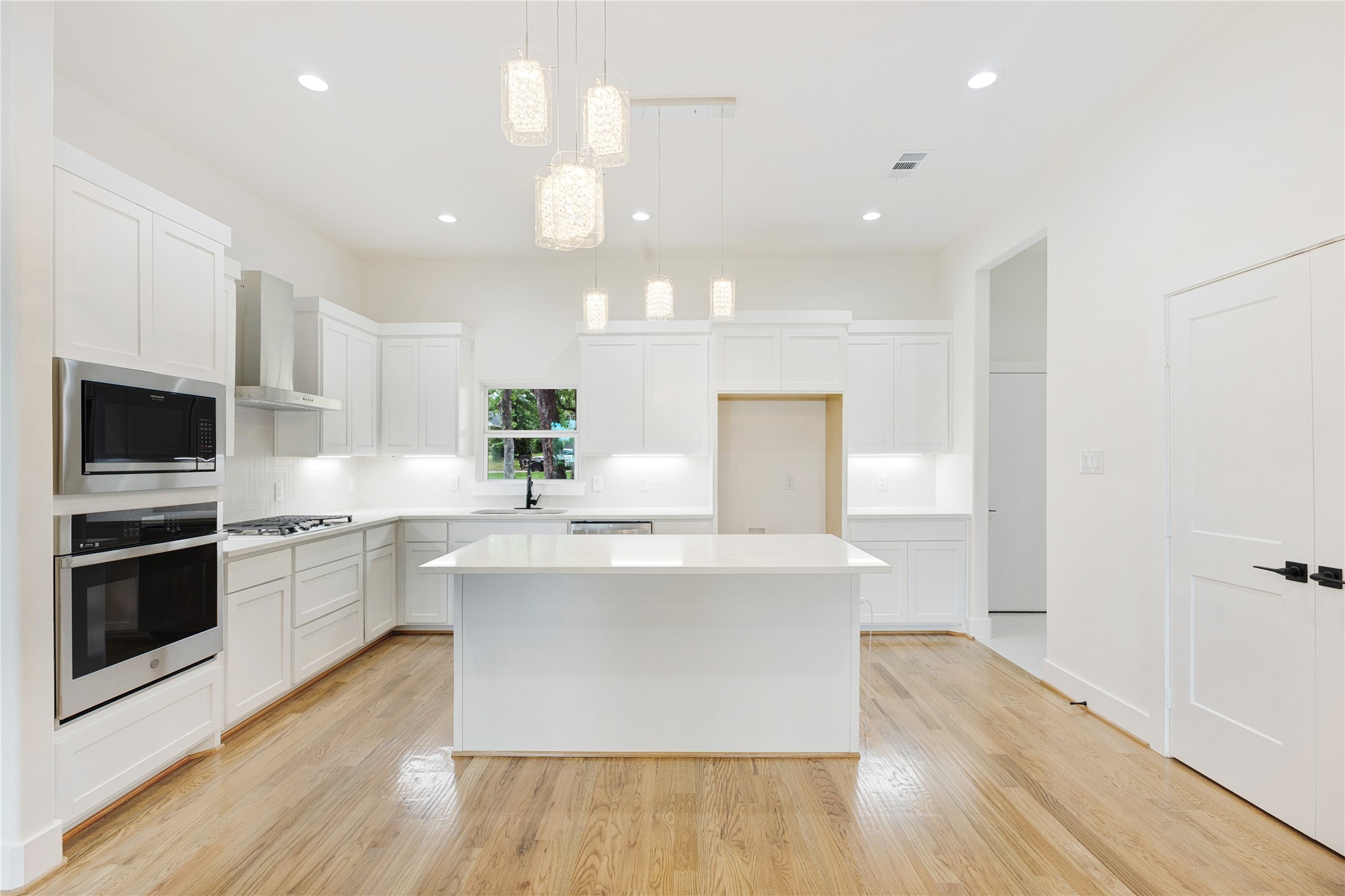 314 W Mistletoe Drive Kennedale TX 76060