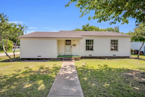 110 Lewis Street Waxahachie TX 75165