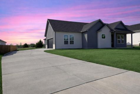 1206 Gannon Lane Desoto TX 75115