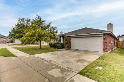 9224 Monument Court Fort Worth TX 76244