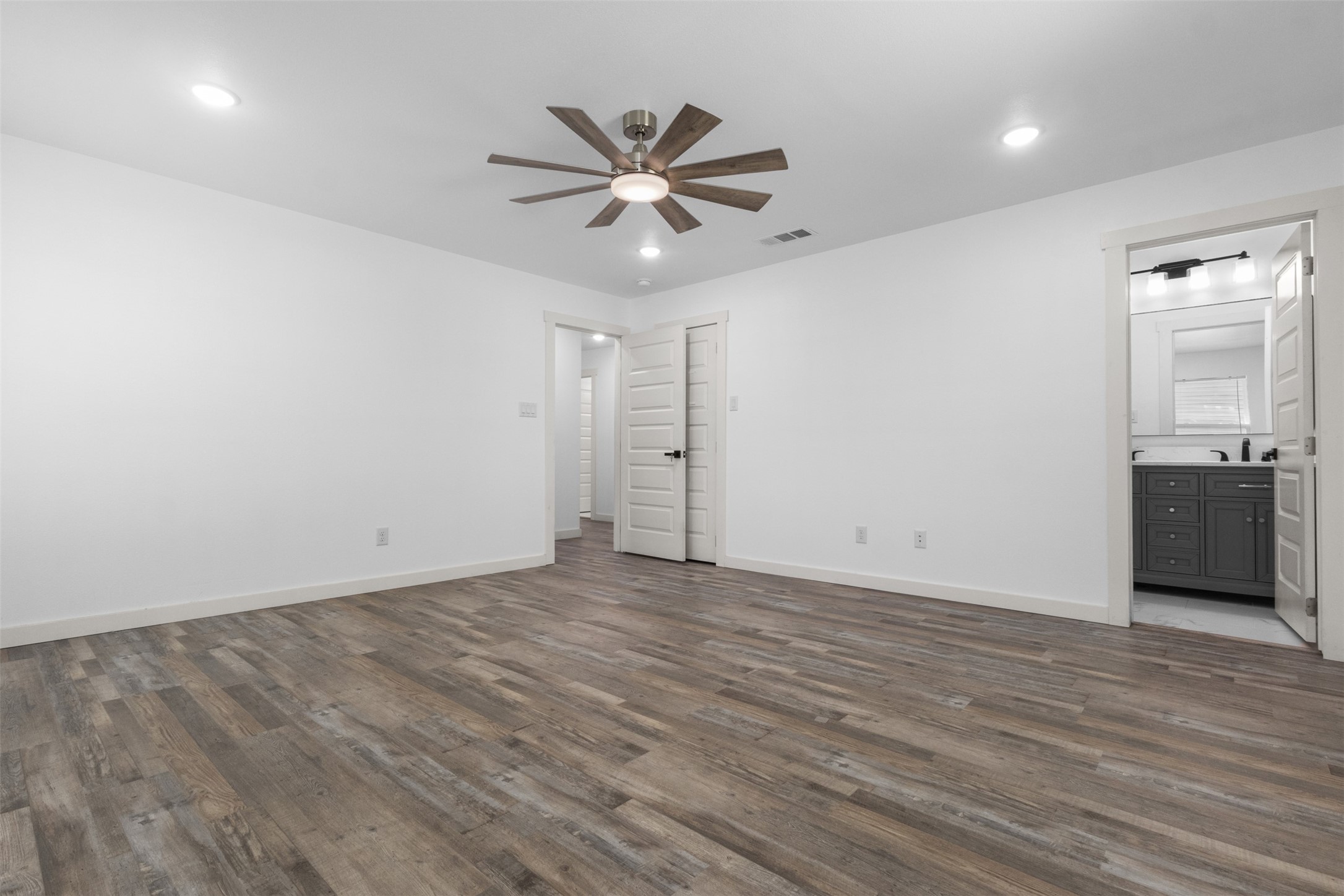 1024 Greenlee Street Denton TX 76201