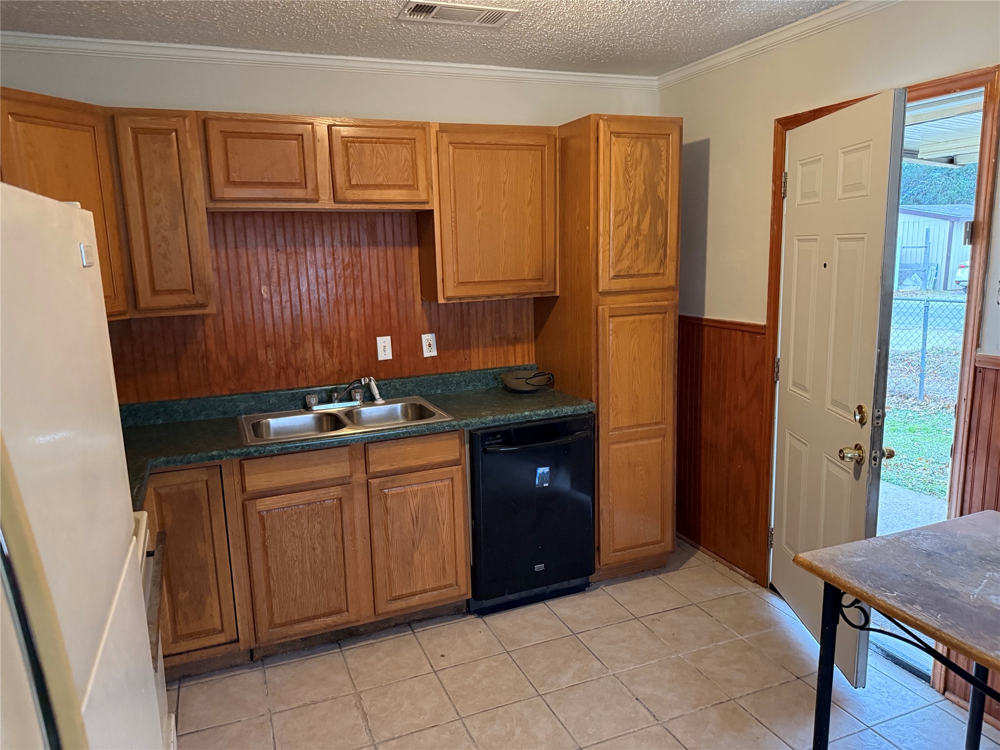 2246 Denmark Street Dallas TX 75253