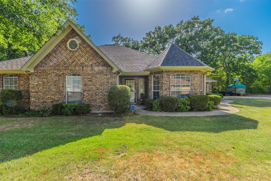 1819 Lake Highland W Quinlan TX 75474