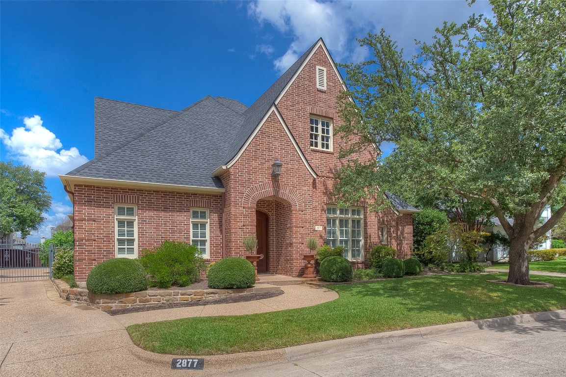 2877 Manorwood Trail Fort Worth TX 76109