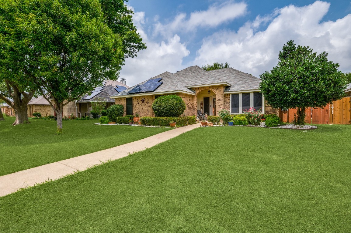 807 Dawson Street Cedar Hill TX 75104