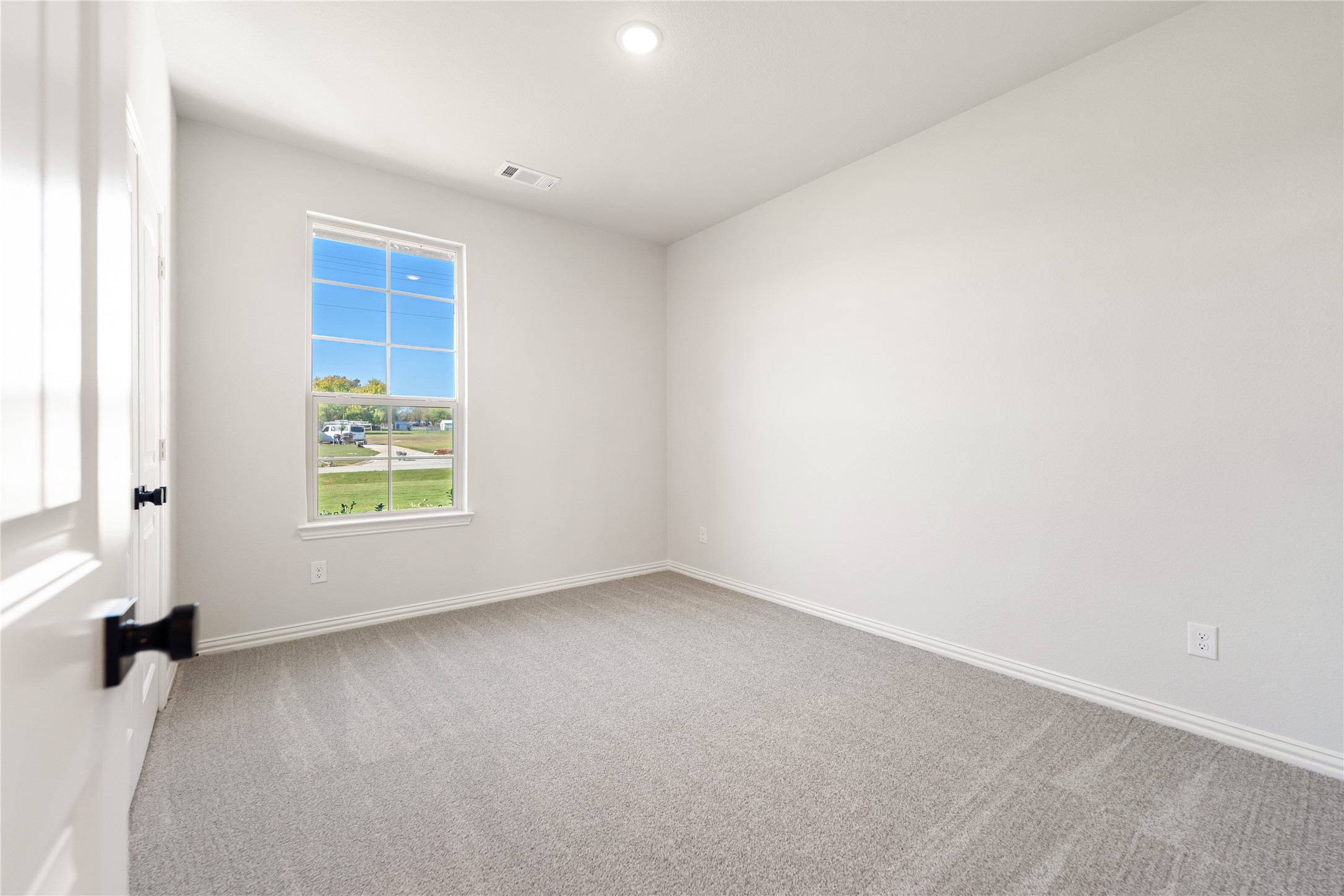 30 Roosevelt Lane Valley View TX 76272